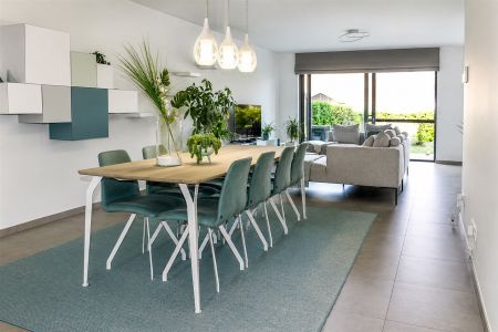 Knap, gelijkvloers appartement - Photo 2