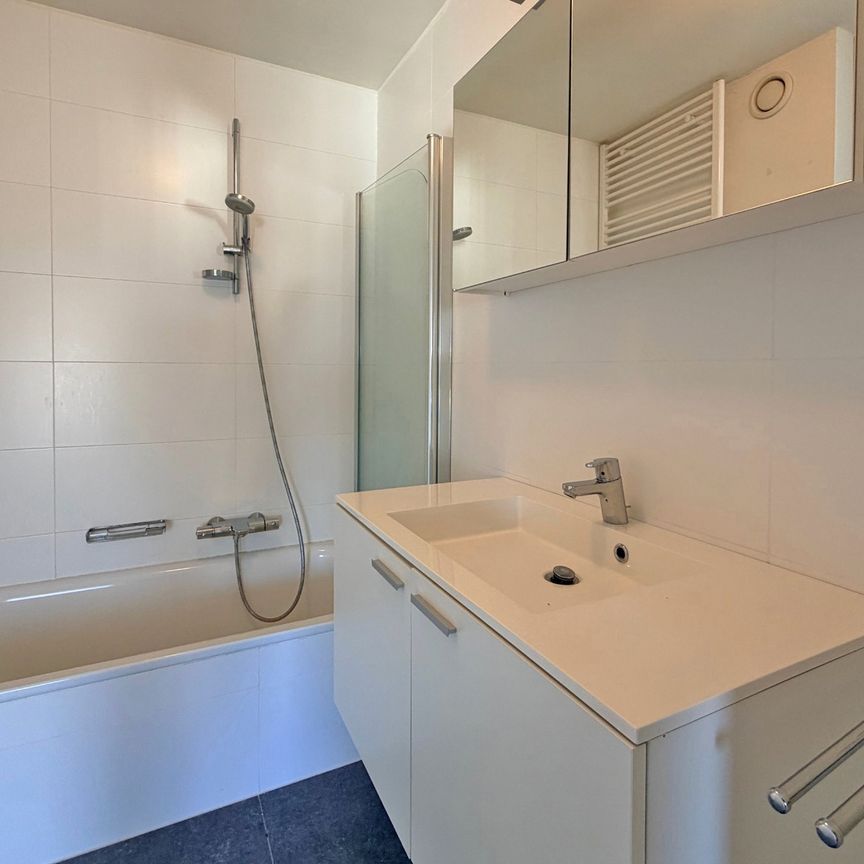 Instapklaar appartement met zijdelings zeezicht te Knokke - Photo 1