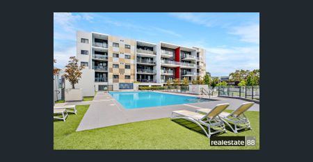 LOCATION, LIFESTYLE & RESORT STYLE FACILITIES! - Photo 3