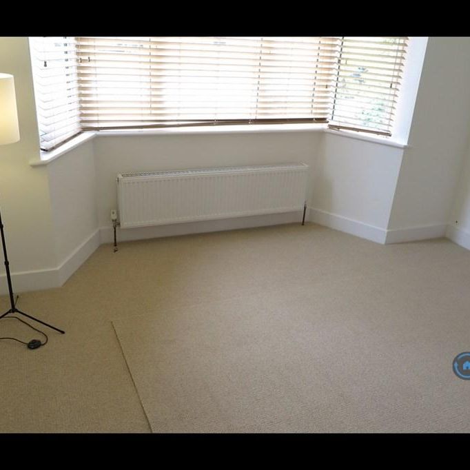 2 bedroom maisonette to rent - Photo 1