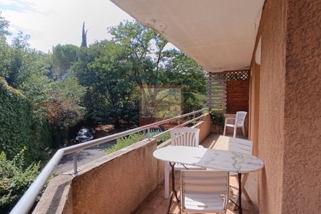 APPARTEMENT T3 - LOCATION MEUBLEE - LE THOLONET - Photo 3
