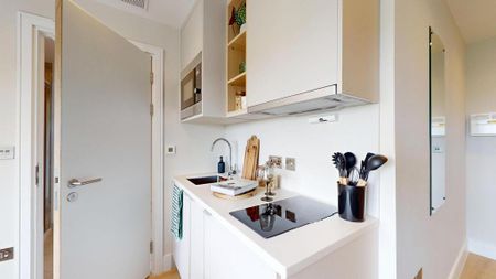 Studio to rent - Photo 5