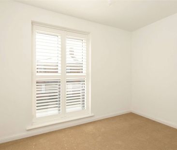 A beautiful detached family home in a semi rural location. - Photo 4