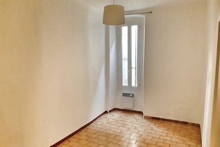 Appartement type F3 d'environ 67 m2 - Photo 2