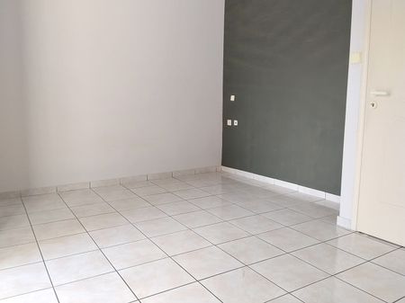 Διαμέρισμα για ενοικίαση Παντοκράτορος - Αρχαίο Ωδείο (Πάτρα) - Photo 2