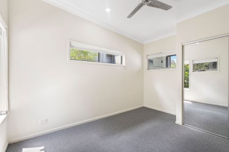 18/99 Brookwater Drive, 4300, Brookwater Qld - Photo 2