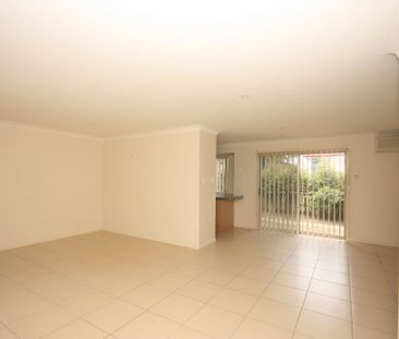 Modern Low Set Villa in Westlawn - Photo 2
