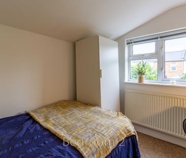 Room 1 - Photo 3