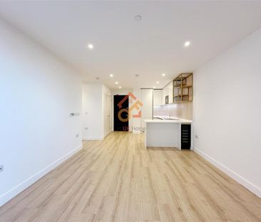 1 bedroom flat to rent - Photo 2