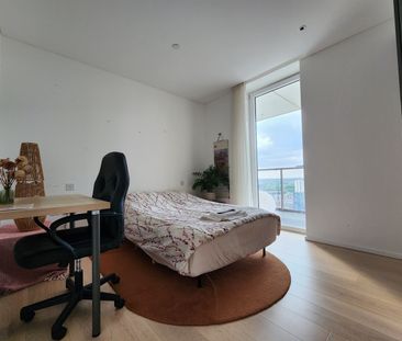 Room in a Shared Flat, York Place, SW11 - Photo 4