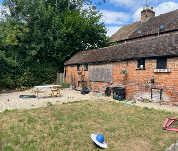 2 bedroom terraced house to rent - Photo 3