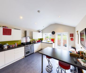 1 bedroom house of multiple occupation to rent - Photo 4