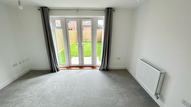 2 bedroom semi-detached house to rent - Photo 1