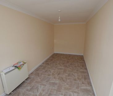 North Way, Quintrell Downs, Newquay, Cornwall, TR8 - Photo 2