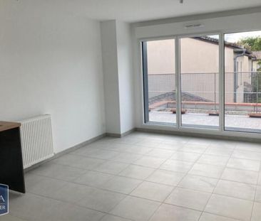 Location Appartement 2 pièces 39m² LAUNAGUET 31140 - Photo 2