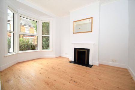 Third Cross Road Twickenham, Middlesex - 1 bedroomProperty for lettings - Chasebuchanan - Photo 2