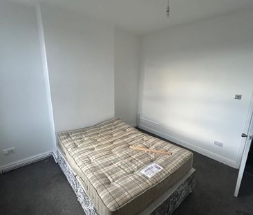 3 Bed Semi-Detached House, Rossington Road, NG2 - Photo 5