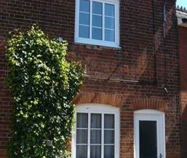 Beccles, NR34 - Photo 2