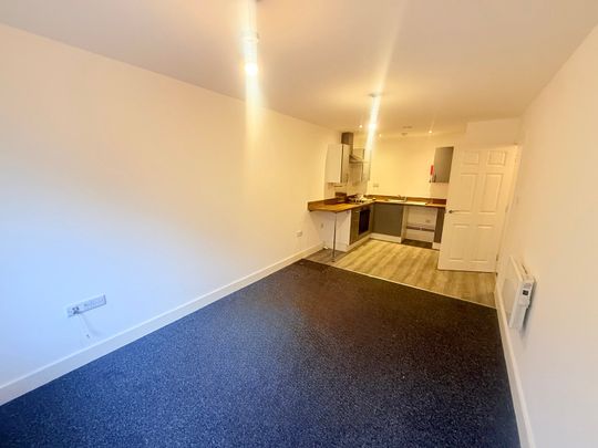 Newton Road, Yeovil, Somerset - Photo 1