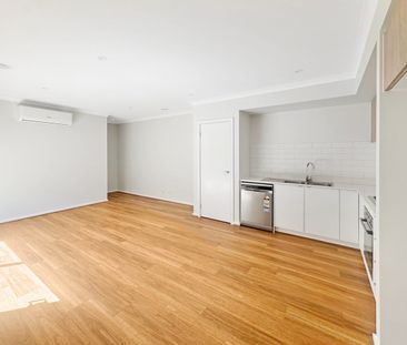 5 Brindabella Crescent, Donnybrook, Vic 3064 - Photo 4