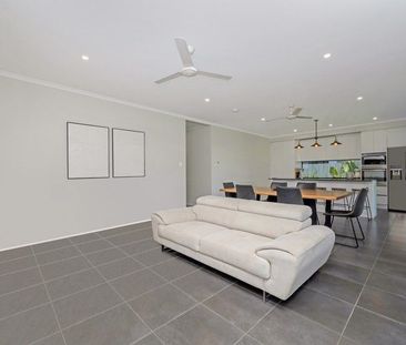 Stunning Family Home in Burdell - Photo 1