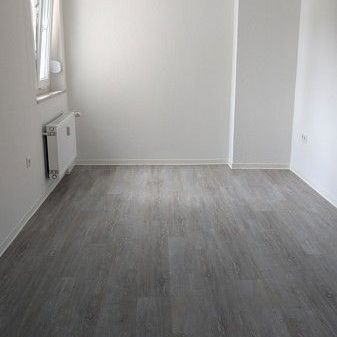 TOP 3-Zimmer-Wohnung, komplett saniert - Photo 1