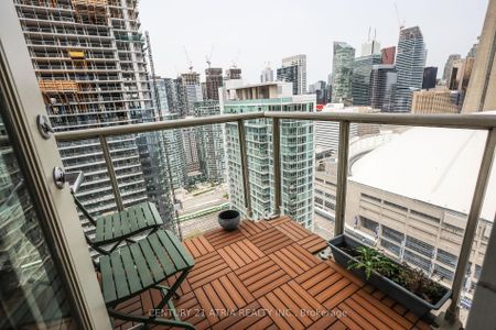 For Lease - 10 Navy Wharf Court Unit# 4006, Toronto, Ontario - Photo 5