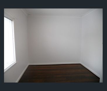 2 X 1 UNIT CLOSE TO SWAN RIVER FORESHORE! - Photo 4