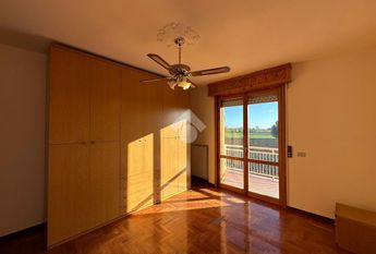 Porzione di bifamiliare in affitto