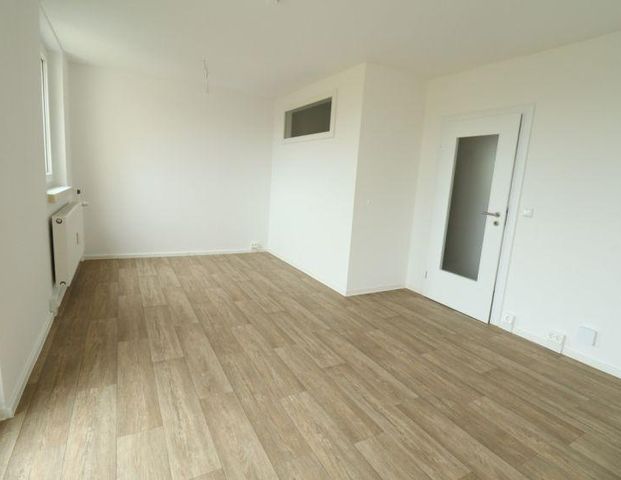 3-Raumwohnung mit Dusche und Aufzug - Photo 1