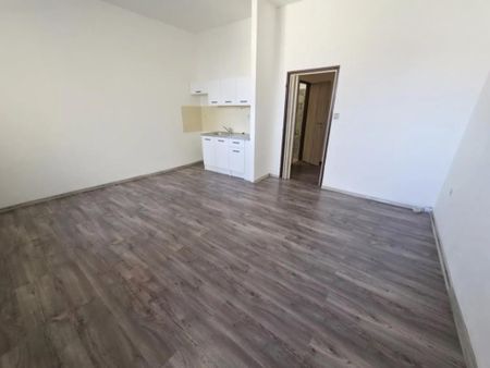 Pronájem bytu 1+kk 30 m2 - Photo 4