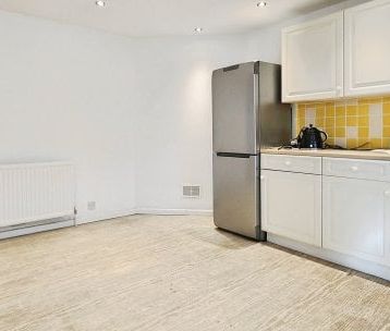 Causton Road, Colchester - Photo 1