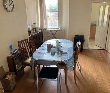 2 Bed Terraced House, Crofton Street, M14 - Photo 5
