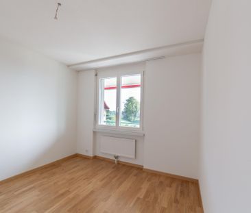Moderne, lichtdurchflutete Wohnung mit Bergsicht - Foto 2