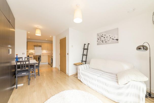 1 bedroom apartment to rent - Photo 1