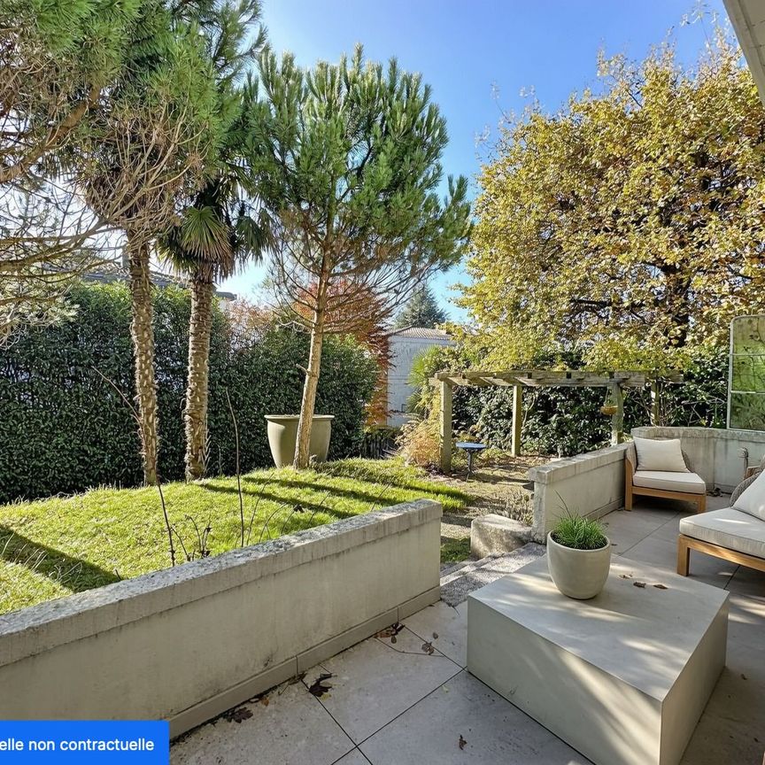 In a residential neighborhood! - Photo 1