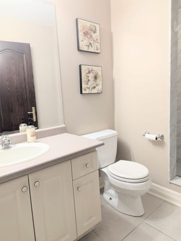 For Lease - 50 Direzze Court, Richmond Hill, Ontario - Photo 3