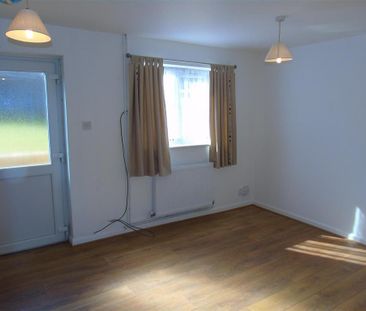 2 bedroom house to rent - Photo 2