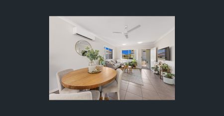 Available 19th Dec 2025 - Photo 3