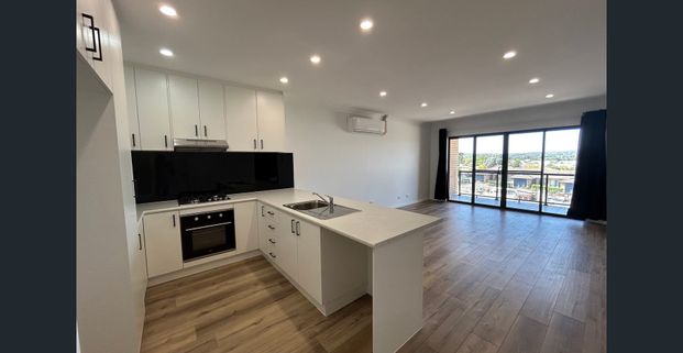 Brand New! - Photo 1