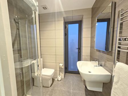 3 bedroom maisonette to rent - Photo 2