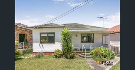 Comfortable Home with Character, Space & Convenience - Photo 3