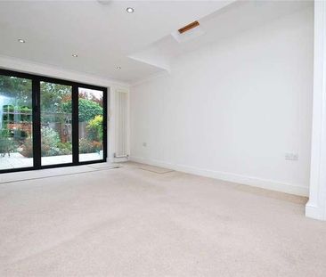 Blackheath Lane, Blackheath, Guildford, Surrey, GU4 - Photo 1