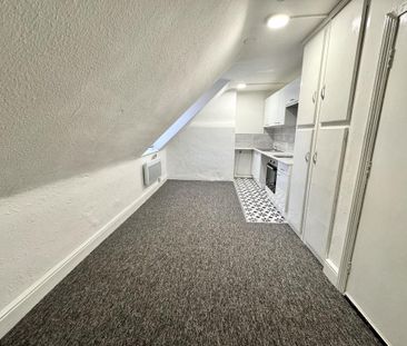 Studio to rent - Photo 5