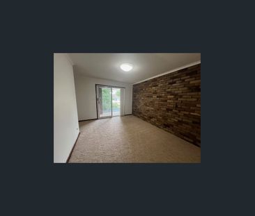 2/88 Rawson Avenue, Tamworth, NSW 2340 - Photo 1