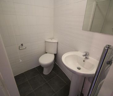 House share to rent - Photo 4