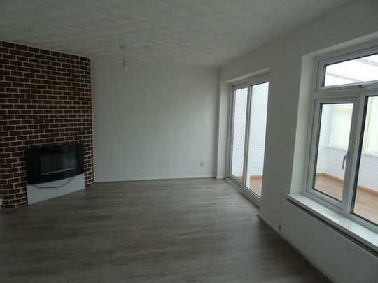 3 bedroom end of terrace house to rent - Photo 1