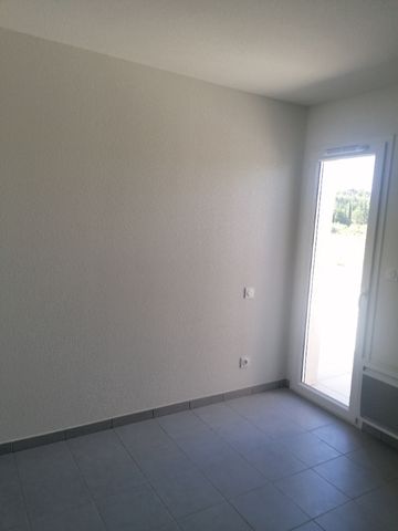 A LOUER. SIGEAN, Appartement 3 pièces avec terrasse - Photo 5