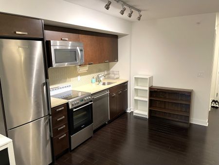 For Lease - 295 Adelaide Street Unit# 820, Toronto, Ontario - Photo 4