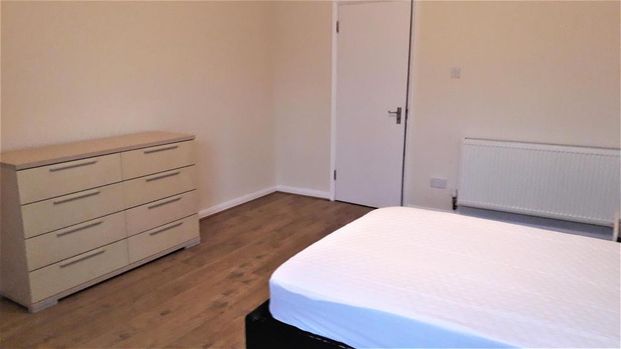 5 bedroom house share to rent - Photo 1